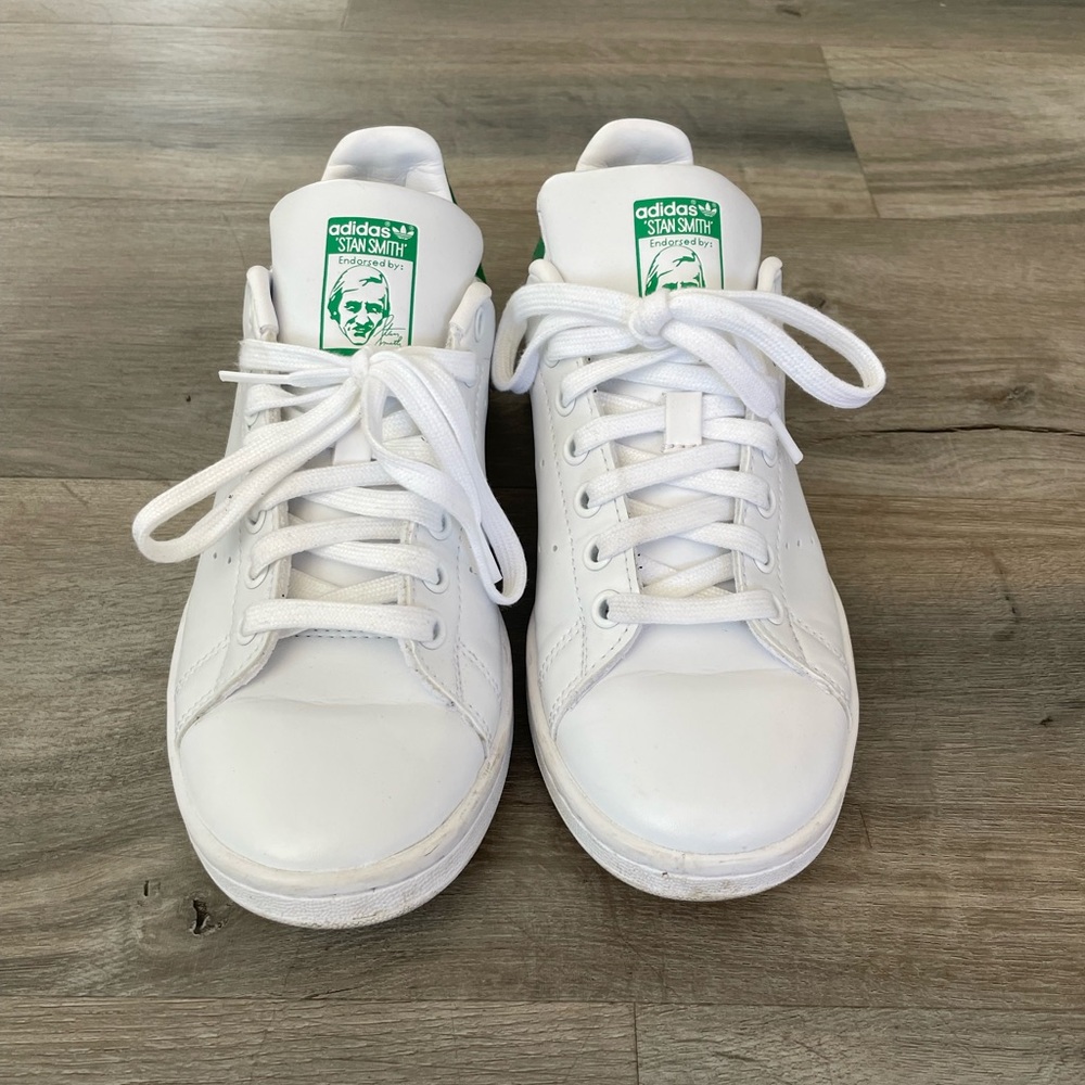 Stan Smith adidas Men size 6 Women’s size 7/7.5